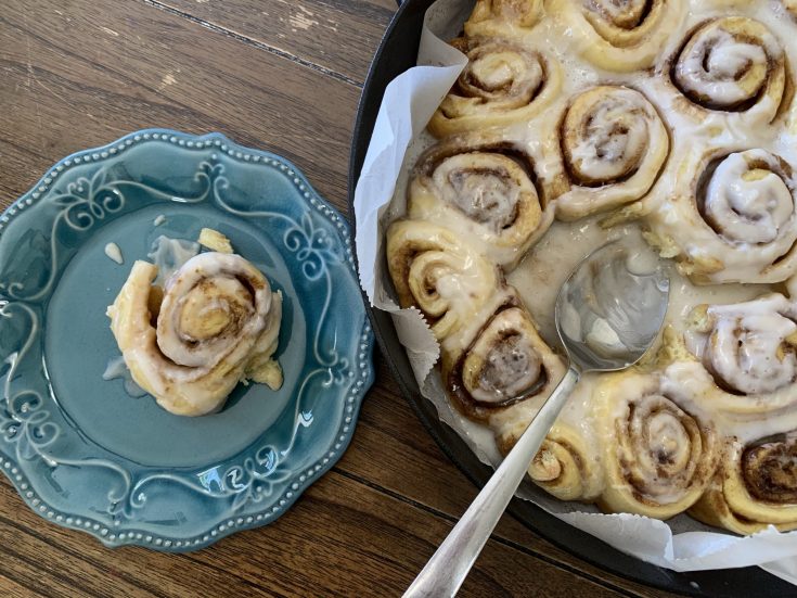 sourdough cinnamon rolls